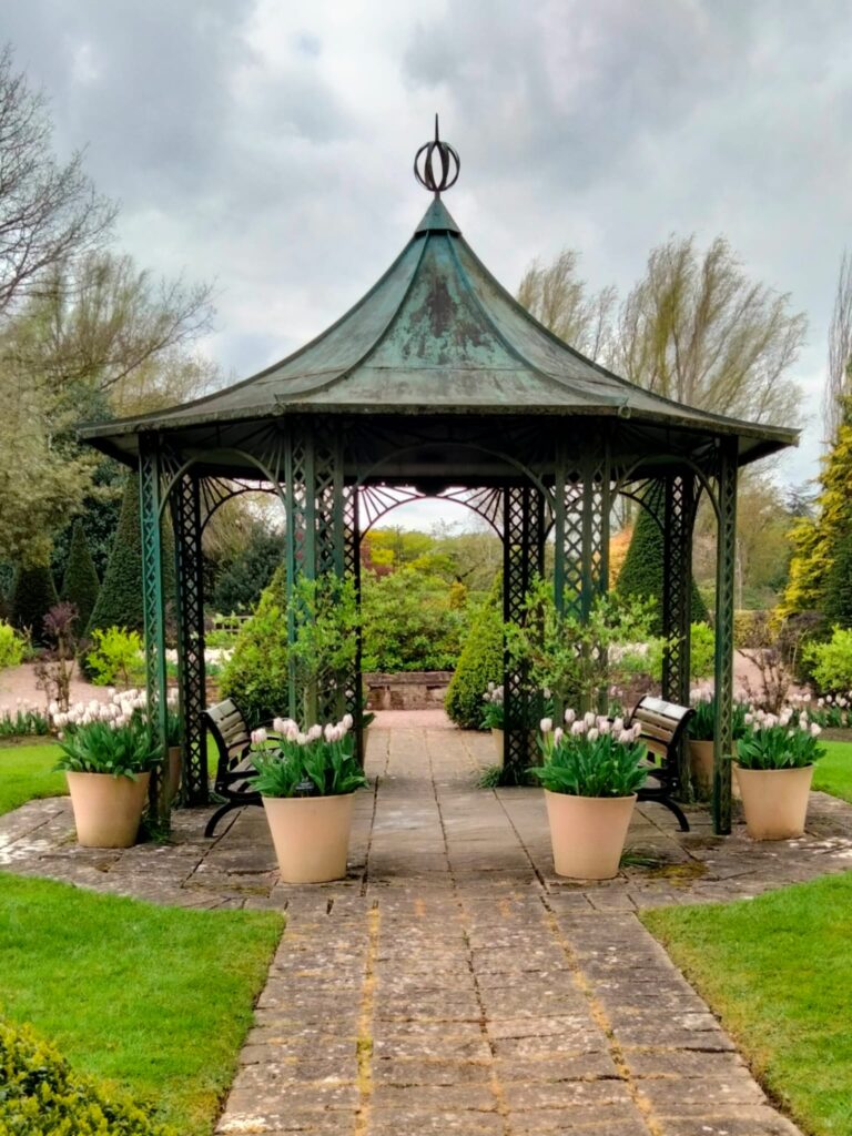 Bridgemere Garden Center show Gardens -Bandstand garden Photo by : Chris C.